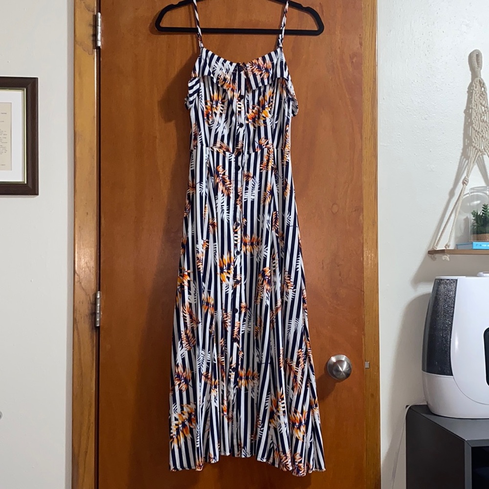 Super cute tropical maxi dress